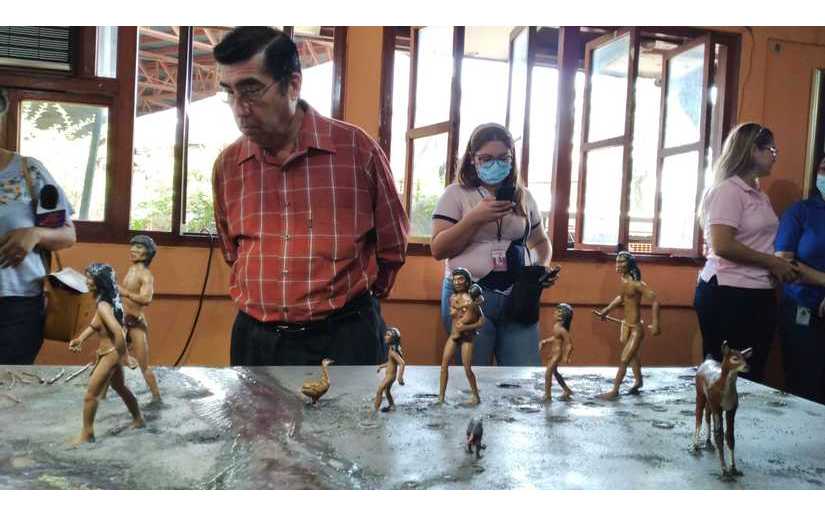 Inauguran Maqueta de la Familia Ancestral de Acahualinca - Canal 6 Inauguran Maqueta de la Familia Ancestral de Acahualinca - Canal 6