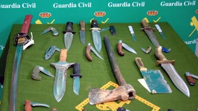 Incautadas 223 armas blancas y otros objetos en 2013 en Cuenca ...