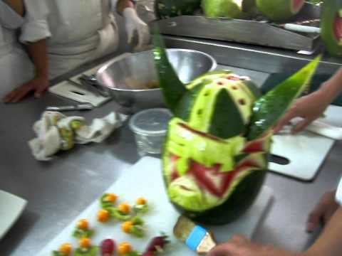 Increible arte en fruta, Garnish en 6 minutos!!! - YouTube Increible arte en fruta, Garnish en 6 minutos!!! - YouTube