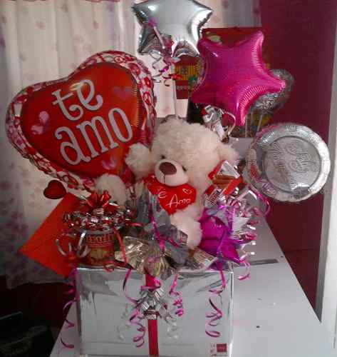 Imagenes de arreglos de flores con globos del dia de los ... Imagenes de arreglos de flores con globos del dia de los ...