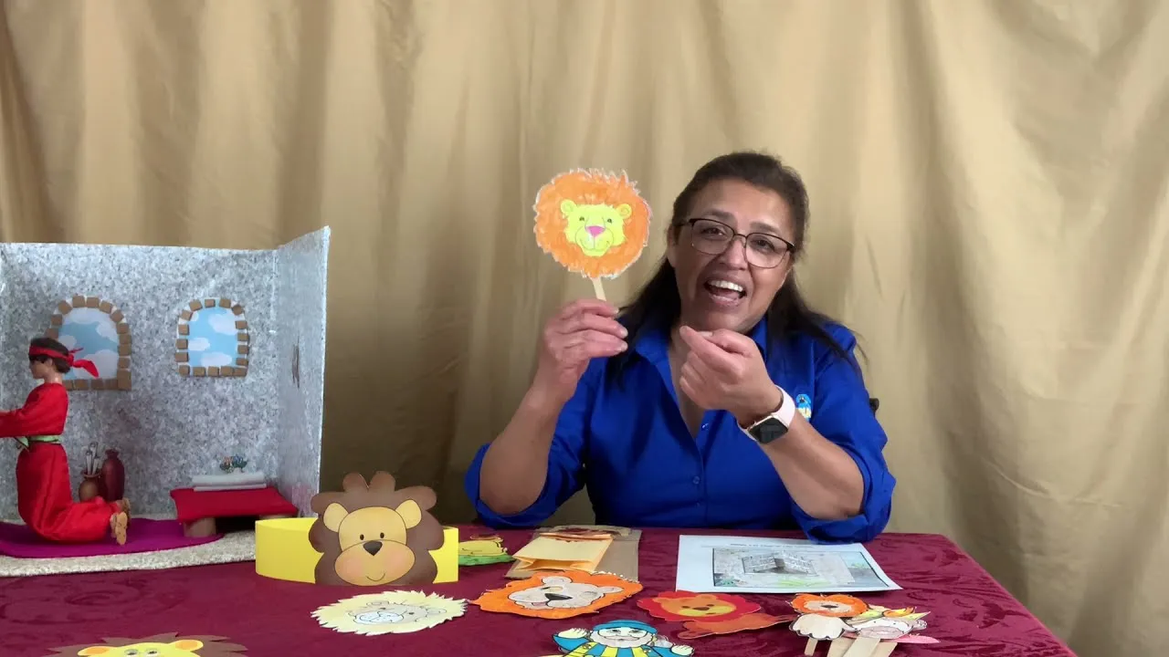 INFANTES-TRES VECES AL DIA- DANIEL EN EL FOSO DE LOS LEONES -LECCION # 8- IDEAS -MINISTERIO INFANTIL - YouTube