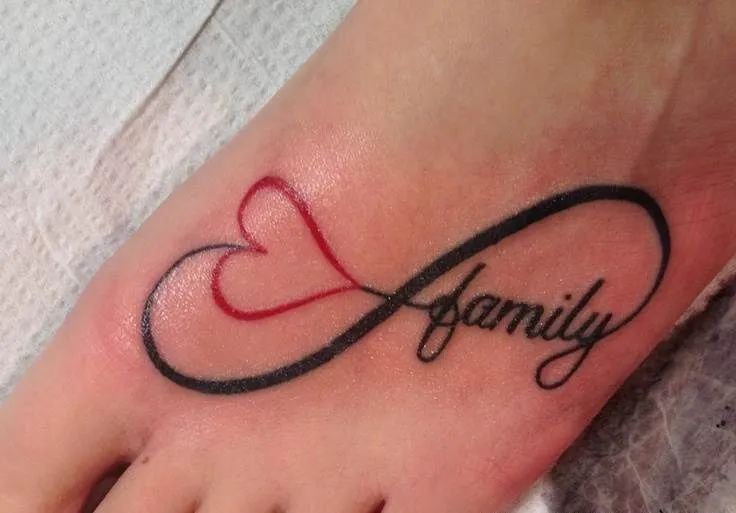 Infinito, Corazón y Frase: Family