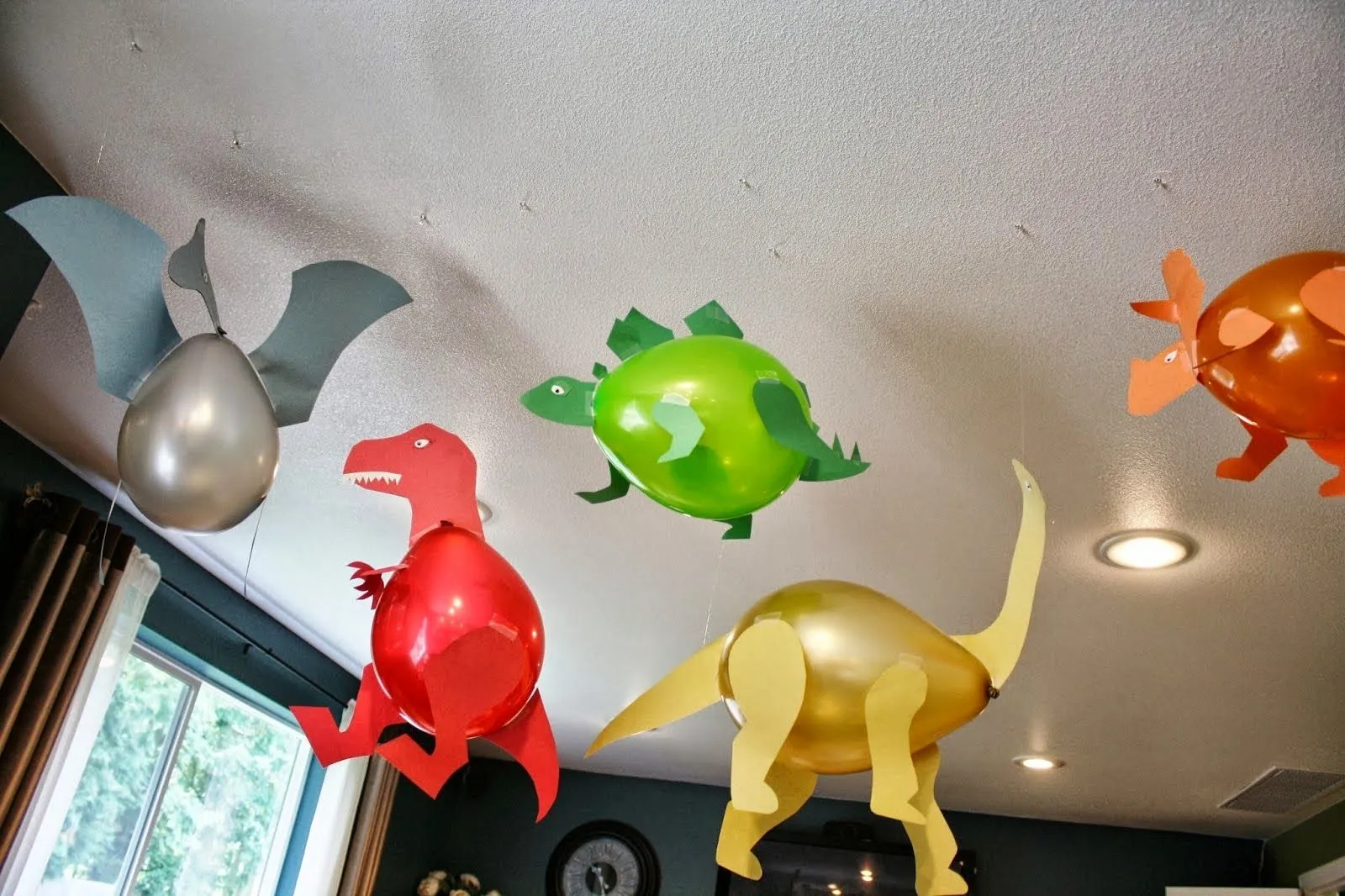 Ingeniosos dinosaurios con globos - Todo Bonito Ingeniosos dinosaurios con globos - Todo Bonito