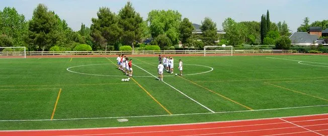 Instalación de Campos de Fútbol de Césped Artificial - Verdepadel ... Instalación de Campos de Fútbol de Césped Artificial - Verdepadel ...