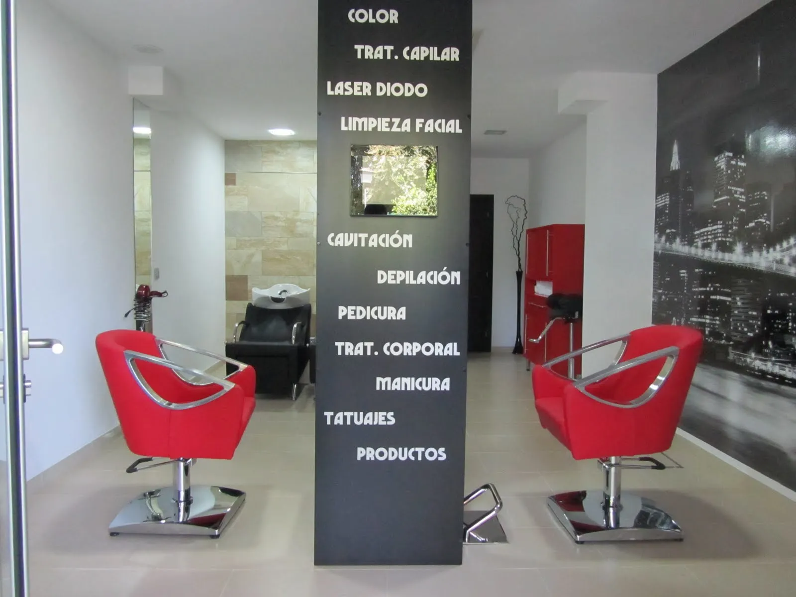 INSTALACIONES MODERNAS | Peluqueria FaShIoNMenWoman