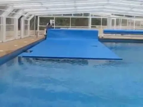 O Son instalará placas solares térmicas en la piscina climatizada ...