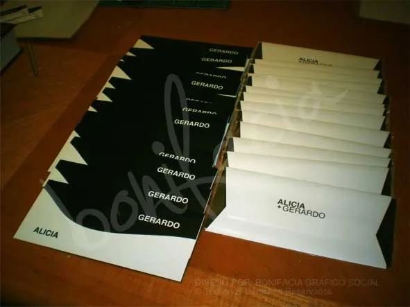 Invitaciones de boda no tradicional | Invitaciones negras Invitaciones de boda no tradicional | Invitaciones negras