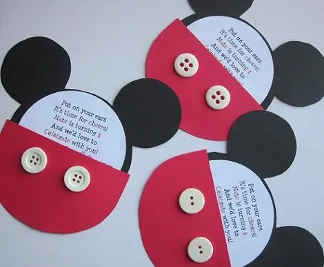 Invitaciones de cumpleaños caseras de Mickey Mouse