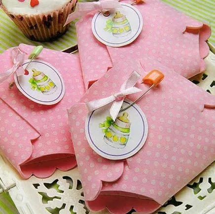 Invitaciones en foami para baby shower y bautizo ~ cositasconmesh