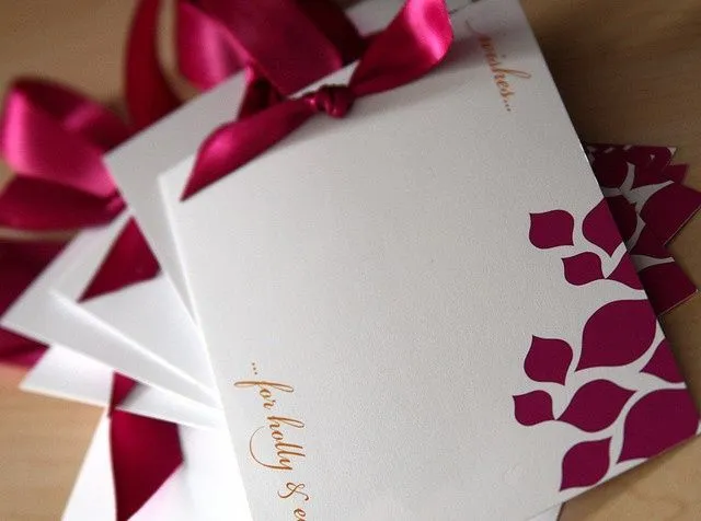 Invitaciones sencillas con lazo fucsia | Estilo | Pinterest ... Invitaciones sencillas con lazo fucsia | Estilo | Pinterest ...