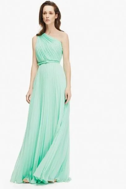 La invitada perfecta: 10 vestidos de invitada para una boda de ...
