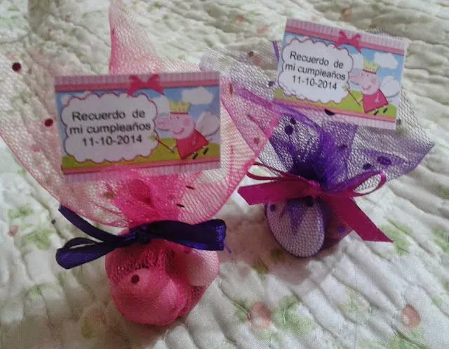 IRE Y SUS TEJIDOS: Recuerdos para cumpleaños IRE Y SUS TEJIDOS: Recuerdos para cumpleaños