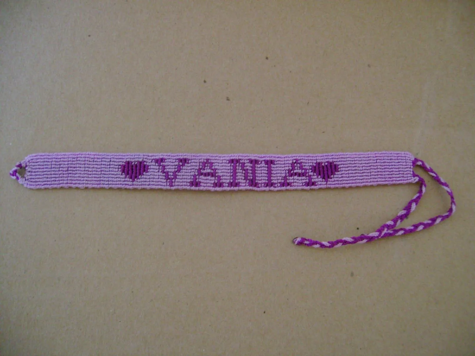irie-artesanías y más: Pulsera con nombre