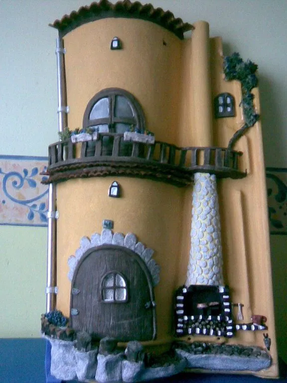 M IS TEJAS DECORADAS | Aprender manualidades es facilisimo.com M IS TEJAS DECORADAS | Aprender manualidades es facilisimo.com