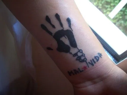 Isa tatoo Mano Negra | Flickr - Photo Sharing! Isa tatoo Mano Negra | Flickr - Photo Sharing!