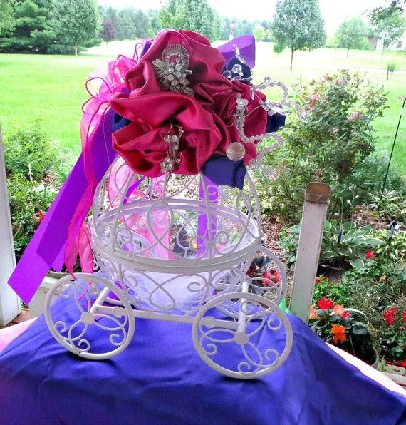 Items similar to Centro de mesa de princesa fiesta tarjeta y ... Items similar to Centro de mesa de princesa fiesta tarjeta y ...