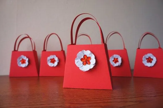 Items similar to 8 Pequeñas Carteritas Rojas de papel 9cm x 3.5cm ... Items similar to 8 Pequeñas Carteritas Rojas de papel 9cm x 3.5cm ...