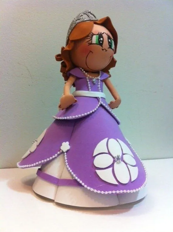 Items similar to Princesa Sofia the First en goma eva, Fofucha ...