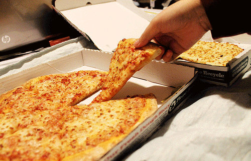its a yummy gif ('7')/ | *:・ﾟ✧*:・ﾟ✧ feed me it *:・ﾟ✧*:・ﾟ ...