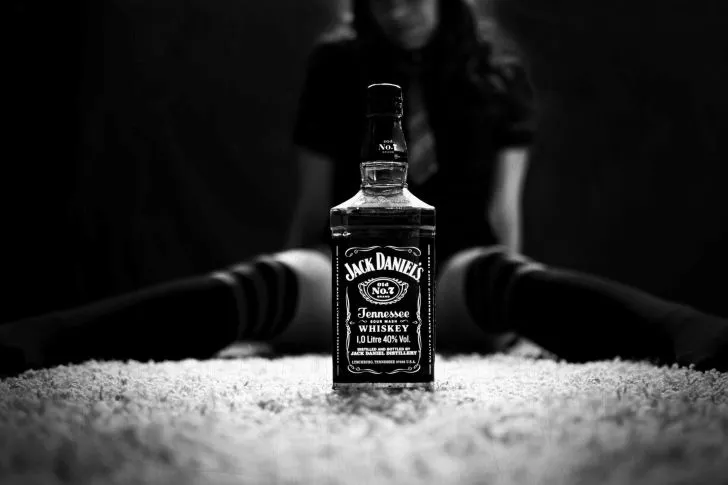 Jack-Daniels-wide-i.jpg