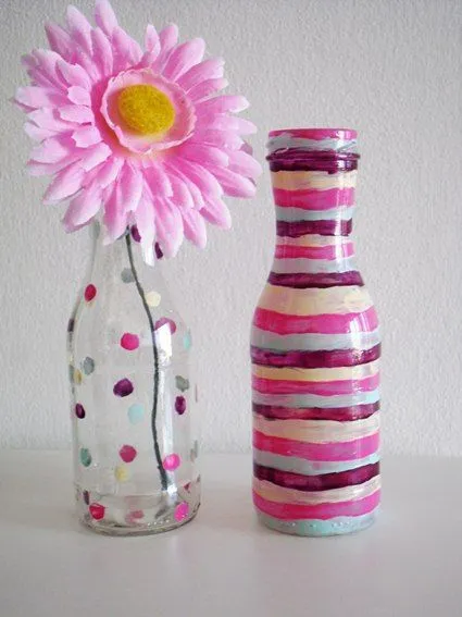 Jarrones con botellas de cristal « DecoraTrucos