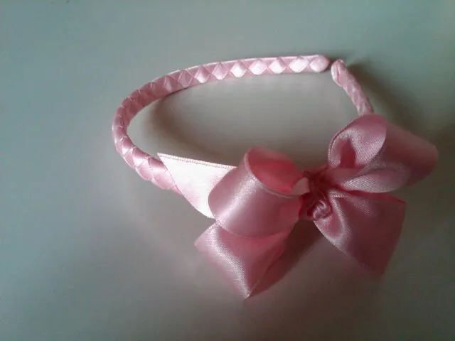 Jhoselyn Lazos y Diademas: Diademas trenzadas con Lazo Jhoselyn Lazos y Diademas: Diademas trenzadas con Lazo