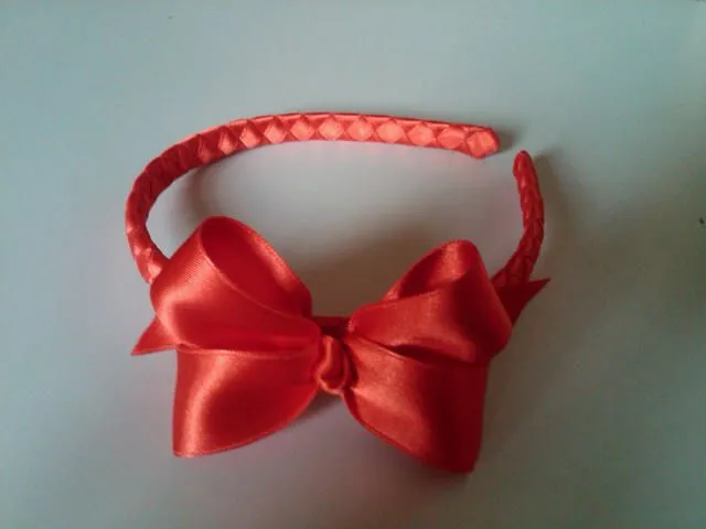 Jhoselyn Lazos y Diademas: Diademas trenzadas con Lazo Jhoselyn Lazos y Diademas: Diademas trenzadas con Lazo