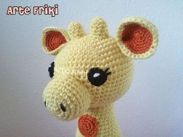 Jirafa Amigurumi - Arte Friki