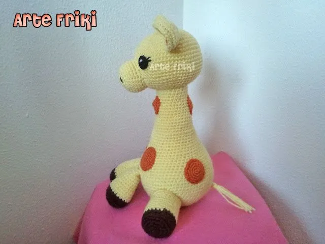 Jirafa Amigurumi - Arte Friki