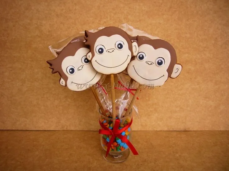 Galletas pops Jorge el curioso | GALLETAS POPS | Pinterest
