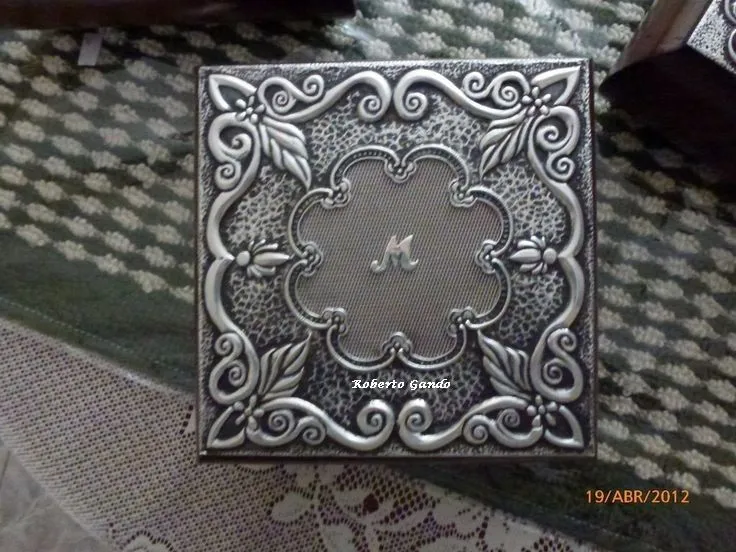 Joyero repujado con aluminio de Melissa. | Repujado en metal ... Joyero repujado con aluminio de Melissa. | Repujado en metal ...