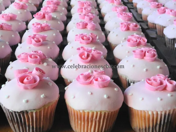 Rosas para los 15 años de Luli. | Cupcakes Celebraciones Diseño ... Rosas para los 15 años de Luli. | Cupcakes Celebraciones Diseño ...