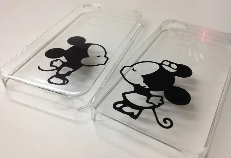Juego de protectores para iPhone de Mickey y Minnie Mouse. ¡Sólo ... Juego de protectores para iPhone de Mickey y Minnie Mouse. ¡Sólo ...