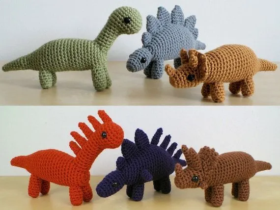 Juegos de dinosaurios de 1 & 1 X seis amigurumi por PlanetJune Juegos de dinosaurios de 1 & 1 X seis amigurumi por PlanetJune
