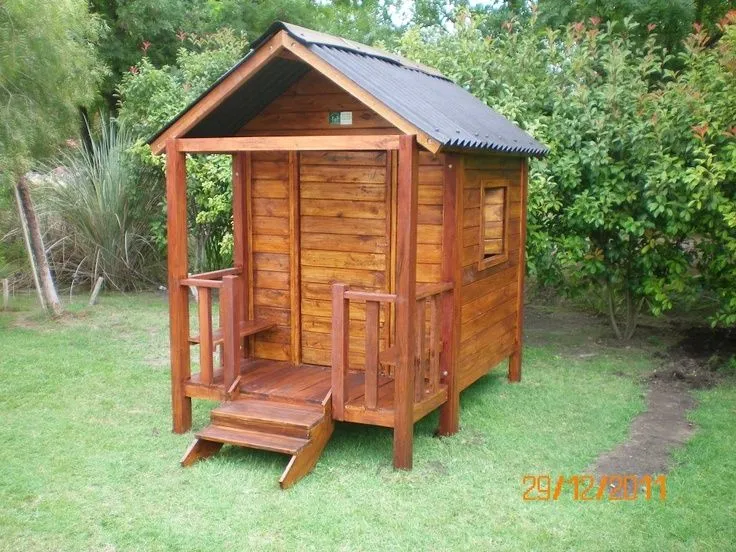 Juegos de Madera para jardin - Excelente casita con galeria y ...