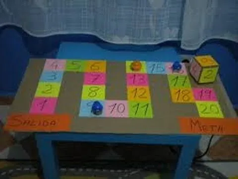 Como hacer juegos de mesa de carton con los mas pequeños ideas ... Como hacer juegos de mesa de carton con los mas pequeños ideas ...