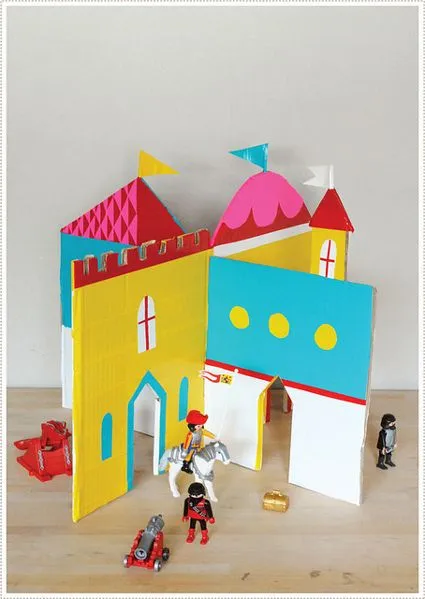 Juguetes reciclados: castillo de cartón - Decoracion - EstiloPeques Juguetes reciclados: castillo de cartón - Decoracion - EstiloPeques