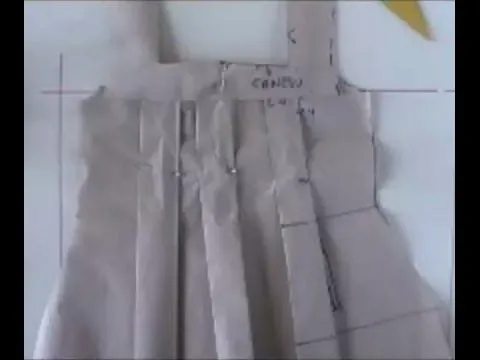 Jumper Escolar con Canesú y 3 Tablas - YouTube Jumper Escolar con Canesú y 3 Tablas - YouTube