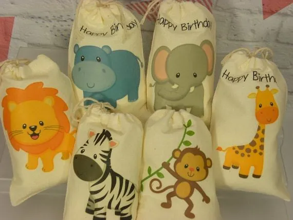 Jungle Animals favor Bags Baby Shower Birthday Baby por LaPinkMoon