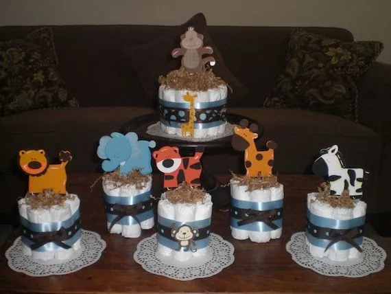 Jungle Safari y mono pañal tortas bebé por bearbottomdiapercakes Jungle Safari y mono pañal tortas bebé por bearbottomdiapercakes