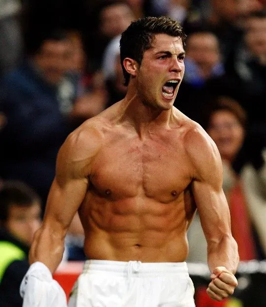 Justin Bieber, Cristiano Ronaldo, Zayn Malik... Sin Camiseta ...