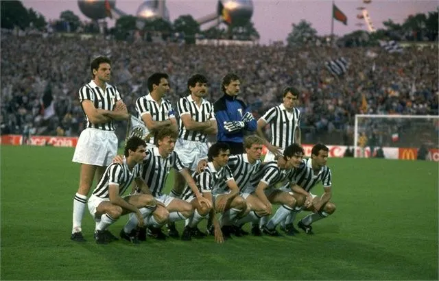Juventus - Napoli, pronostico e sfida visto dalle due curve ...
