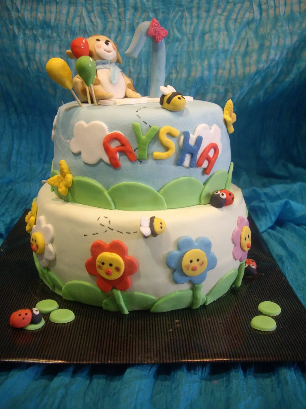 Karma's cakes: Tarta primer añito de Aysha