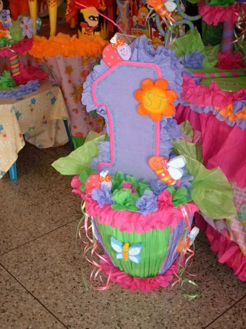 Piñatas Karuzza: FLORES, MARIPOSAS.... FIESTAS TEMATICAS... FIESTAS