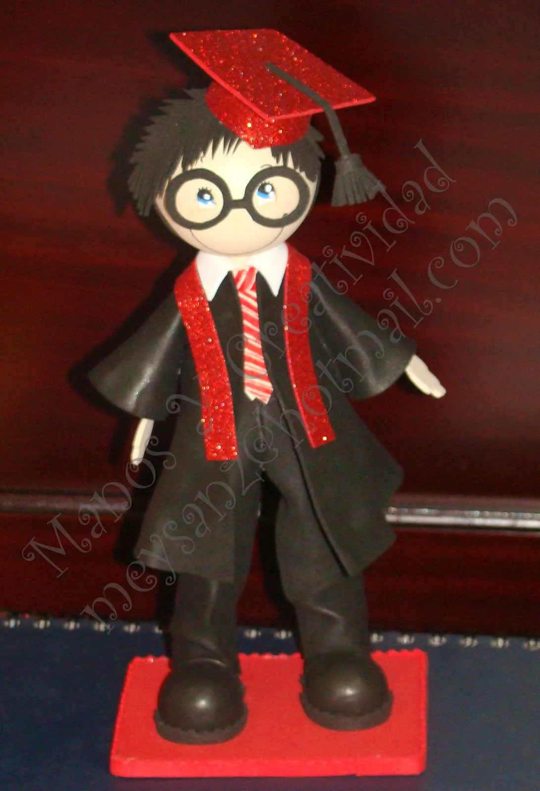 Katruchas: Fofucha niña de abejita y Graduado Harry Potter Katruchas: Fofucha niña de abejita y Graduado Harry Potter