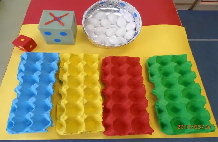 Jugamos con …cartones de huevos. - Aprendiendo matemáticas Jugamos con …cartones de huevos. - Aprendiendo matemáticas