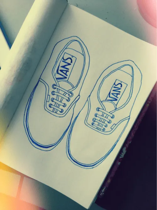 Kiss My Vans — empezando un nuevo dibujo ;) AV ♥ Kiss My Vans — empezando un nuevo dibujo ;) AV ♥