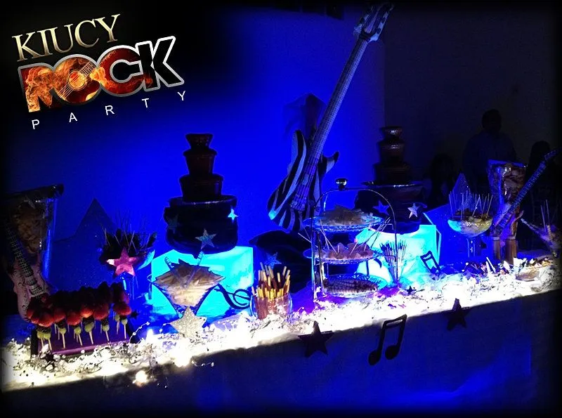 KIUCY Mesas de postres en Monterrey Nuevo Leon | ROCK XV ♥ KIUCY Mesas de postres en Monterrey Nuevo Leon | ROCK XV ♥