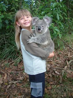 Mundo animal: Bindi Irwin y el Koala.