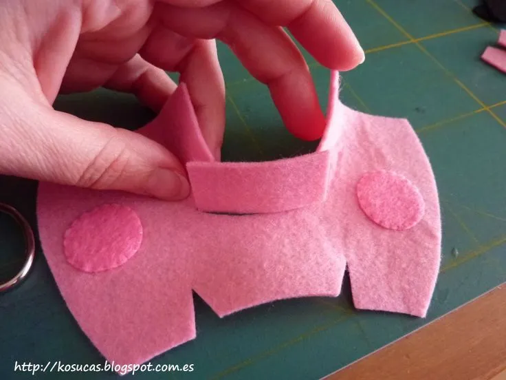 Kosucas : Patrón Peppa Pig de fieltro. | COMO HACER MUñECAS/DOLLS ... Kosucas : Patrón Peppa Pig de fieltro. | COMO HACER MUñECAS/DOLLS ...